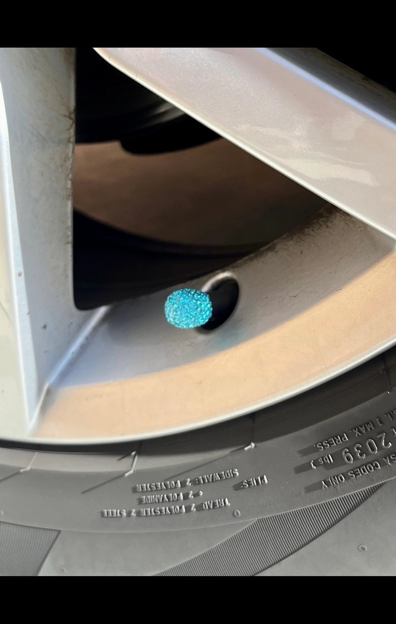 4x AQUA Blue Aquamarine Tire Valve Caps Ultra Bling Diamond Luxury with Crystal Embellishment Universal Fit Car Motorcycle SUV Bicycle Bike